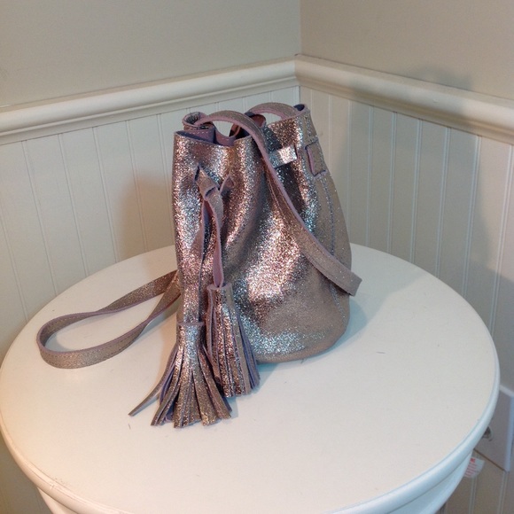 7 Bags 7 Chi Silver Leather Bucket Bag Poshmark